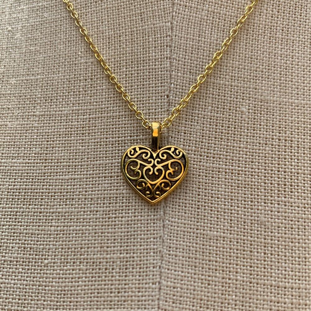 NWT Sterling Silver Plated Chain & Alloy Heart Charm Necklace - Picture 15 of 16